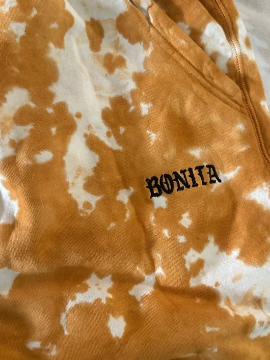 Women’s Shorts - Picture 3 of 4